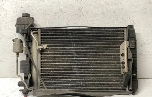Mercedes-Benz A W168 Radiator set 685000193 11139163 0130303832