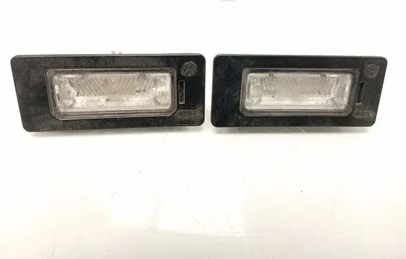 Audi Q5 SQ5 Number plate light 8T0943021