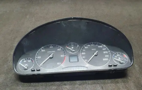 Peugeot 607 Speedometer (instrument cluster) 9629598480