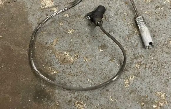 BMW 3 E36 ABS rear brake sensor 11827942
