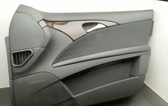 Mercedes-Benz E W211 Front door card panel trim A2117205662
