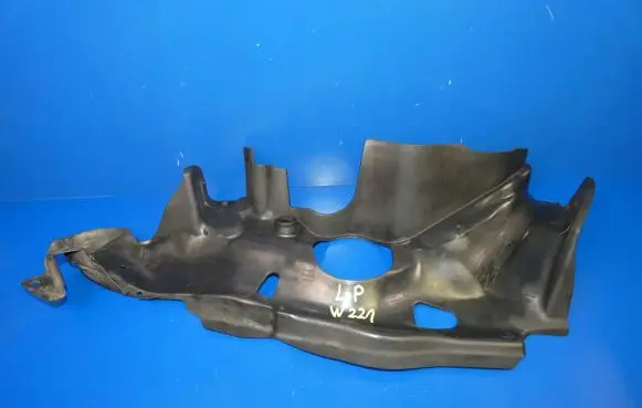 Mercedes-Benz S W221 Radiator trim A2215240125