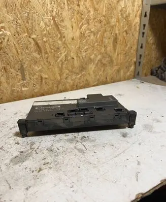 Mercedes-Benz E W211 Door control unit/module 2118200626 8651063
