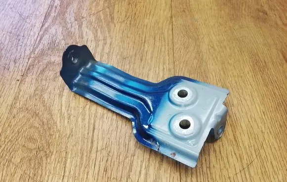 BMW X3 G01 Fender mounting bracket 7397516