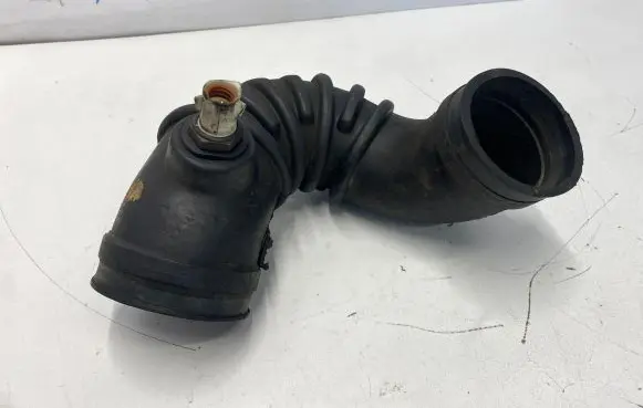 Ford Galaxy Air intake hose/pipe 7M0129627k