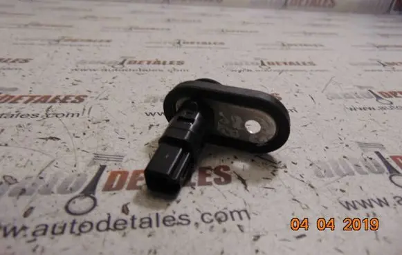 Toyota Avensis T250 Front door sensor 