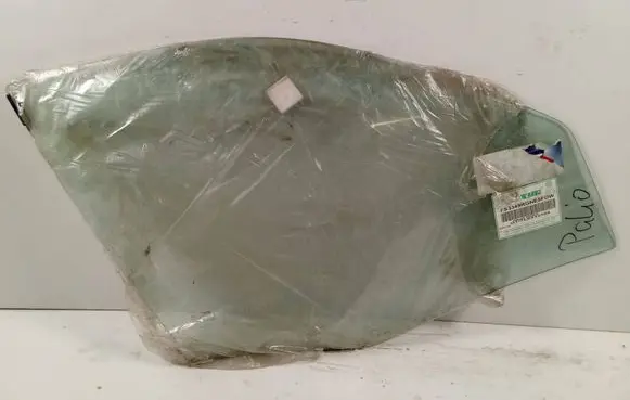 Fiat Palio Front door vent window glass four-door 3349RGSE5FDW