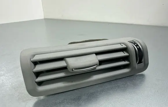 Audi A6 S6 C7 4G Air vent grill in roof 4G0819209E