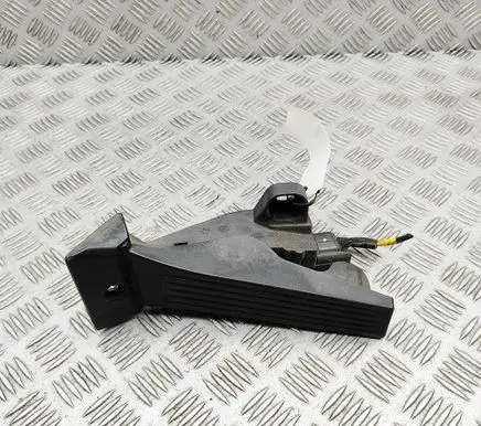 KIA Optima Accelerator throttle pedal 32700D4200