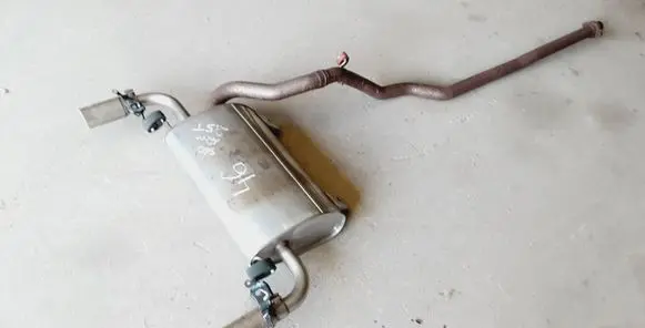 Volvo S60 Muffler/silencer 31392379 82139367 130726