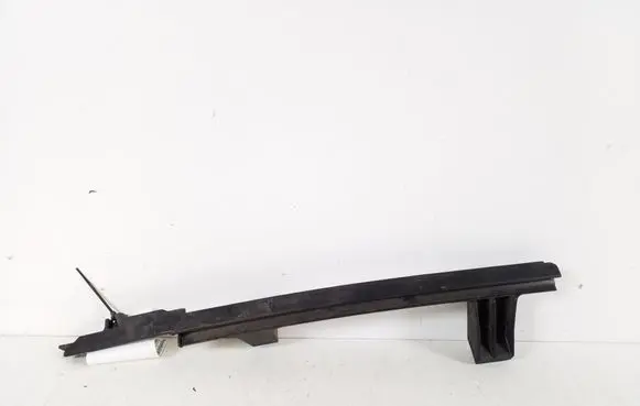 Hyundai i40 Rear door windshield rail 835353Z000