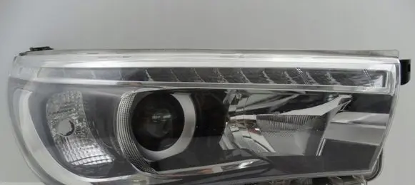 Toyota Hilux (AN120, AN130) Headlight/headlamp