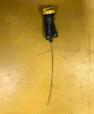 Renault Clio IV Oil level dip stick 8201155685