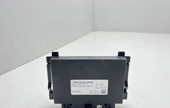 Mercedes-Benz C W205 Gearbox control unit/module A2139003217 A0009018906 A2C17489400