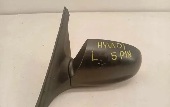 Hyundai Accent Front door electric wing mirror