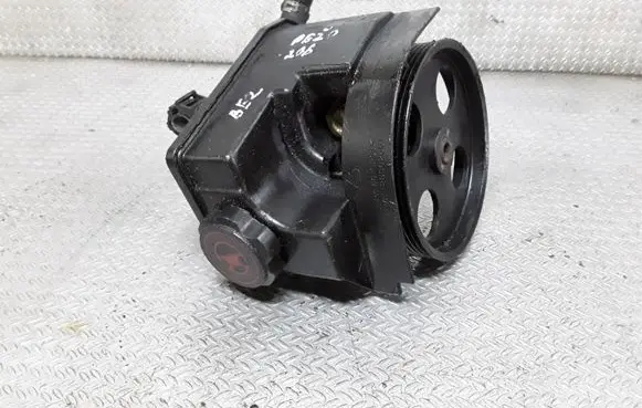 Peugeot 206 Power steering pump 26064217 9631411580