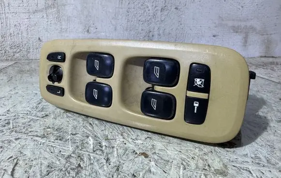 Volvo S60 Electric window control switch 30658146