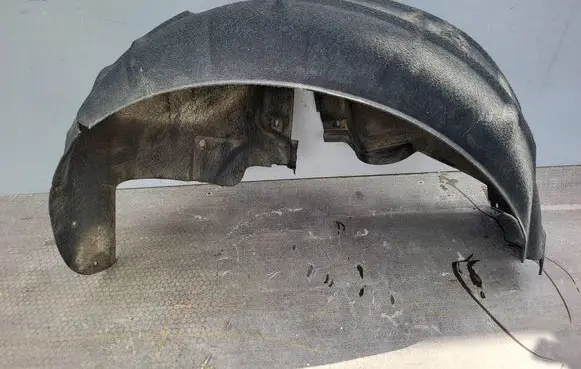 Audi A4 S4 B7 8E 8H Rear arch fender liner splash guards 8E0810172C