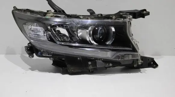 Toyota Land Cruiser (J150) Headlight/headlamp