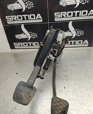 Mercedes-Benz E W210 Brake pedal 2102900519 19183