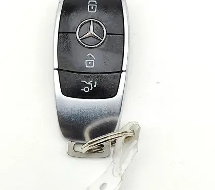 Mercedes-Benz GLB X247 Ignition key/card A1779056704