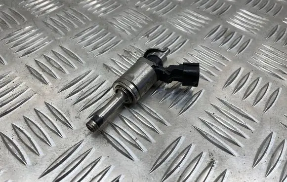 Ford Focus Fuel injector CM5EBB