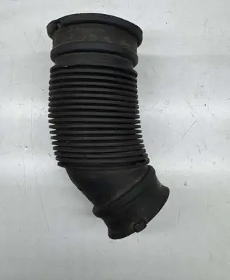 Opel Zafira B Air intake hose/pipe 55355563 329788454