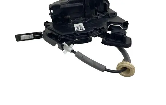 Volkswagen Arteon Front door lock 5NB837016C