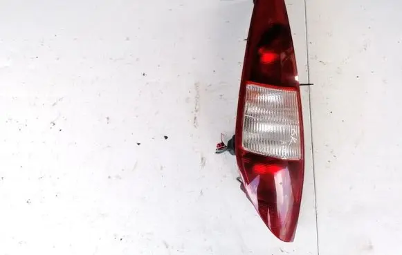 Ford Mondeo Mk III Rear/tail lights