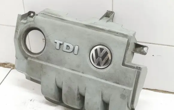Volkswagen PASSAT B6 Engine cover (trim) 03G103967 03G103967D 03G103967C