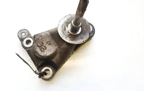 Citroen C4 I Picasso Engine mounting bracket 