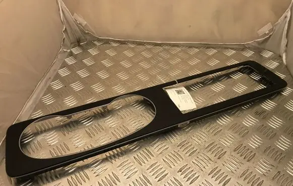 Mercedes-Benz E W238 Dashboard trim