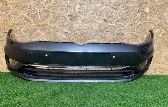 Volkswagen Golf VII Front bumper 5G0807221FL