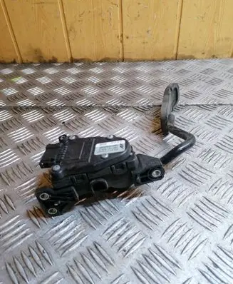 Ford Galaxy Accelerator throttle pedal 7M3721603D YM219F836AB