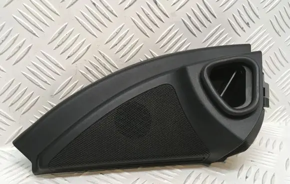 Mercedes-Benz ML W164 Front door speaker cover trim A1647201770