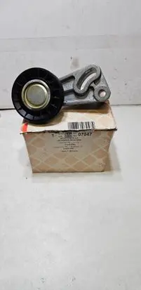 Ford Escort Generator/alternator belt tensioner 07047 6616951 89FF19A216AC