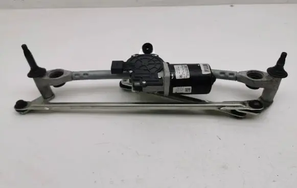 Audi Q2 - Front wiper linkage and motor 81C955119