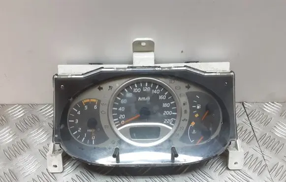 Nissan Almera N16 Speedometer (instrument cluster) BU010