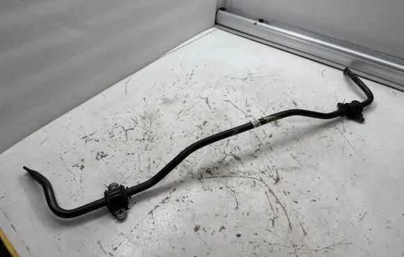 Ford Mustang VI Front anti-roll bar/sway bar R648BA
