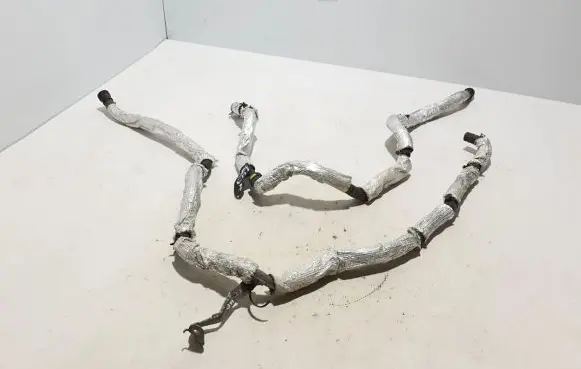 Volvo XC40 Engine coolant pipe/hose 32249448