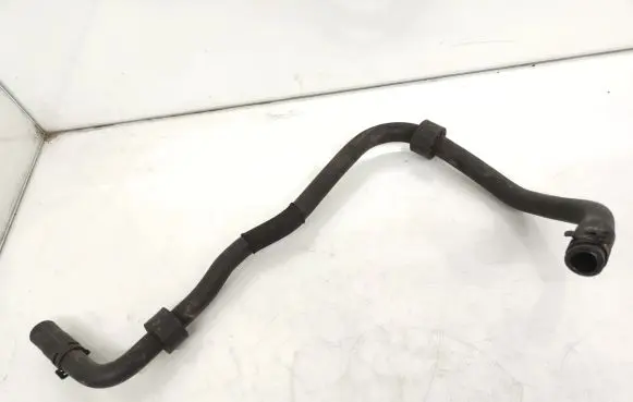 Volkswagen Touran I Engine coolant pipe/hose 1K0122109M