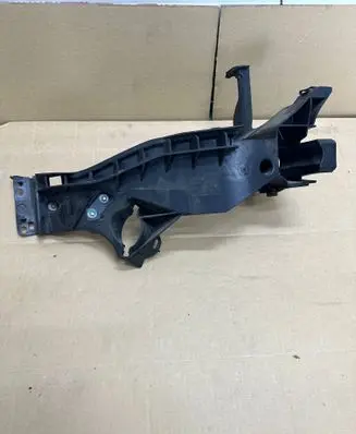 Audi A5 8T 8F Headlight/headlamp mounting bracket 8T0805608R