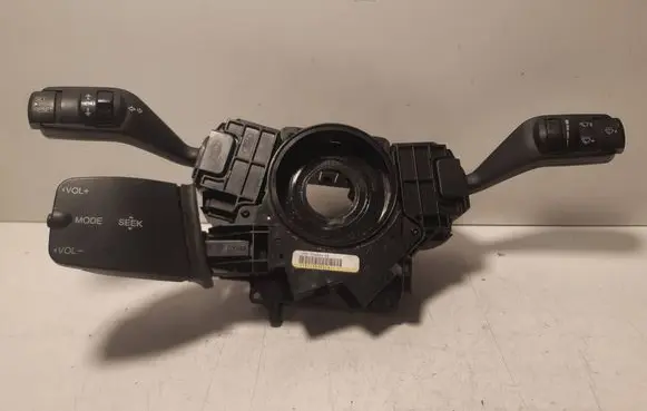 Ford Focus Wiper control stalk 17D940 PA6GF30