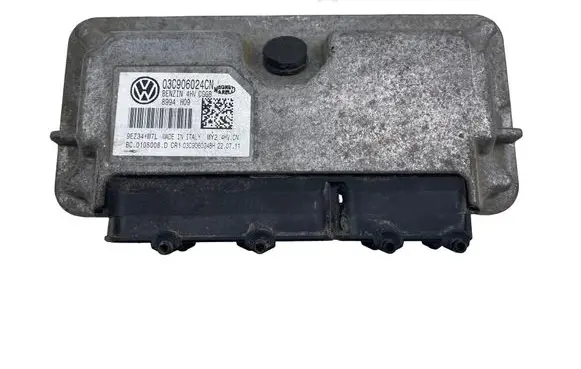 Volkswagen Polo V 6R Engine control unit/module ECU 03C906024CN