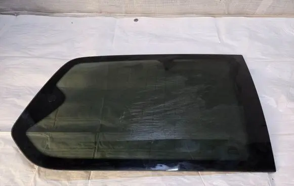 Ford Galaxy Rear side window 