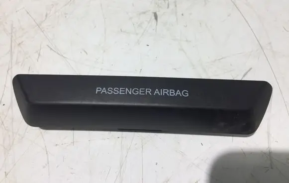 Passenger airbag on/off switch