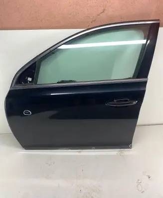 Peugeot 308 Front door 