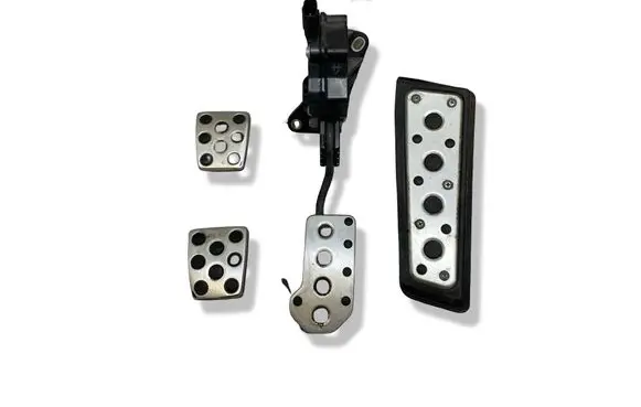Lexus IS 220D-250-350 Pedal assembly 1988008590 7811053022