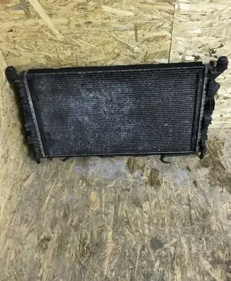 Ford Focus C-MAX Coolant radiator