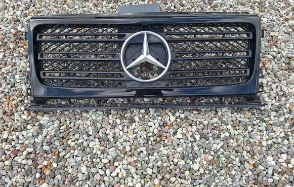 Mercedes-Benz G W463 2nd Gen Front grill A4638880400